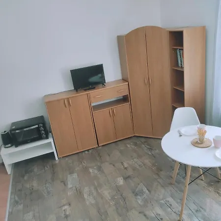 Batorego 22 Centre Apartment *