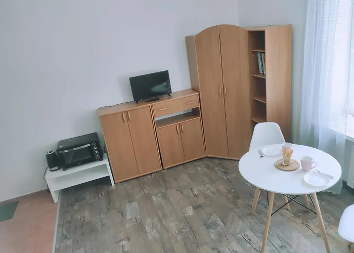 Batorego 22 Centre شقة *