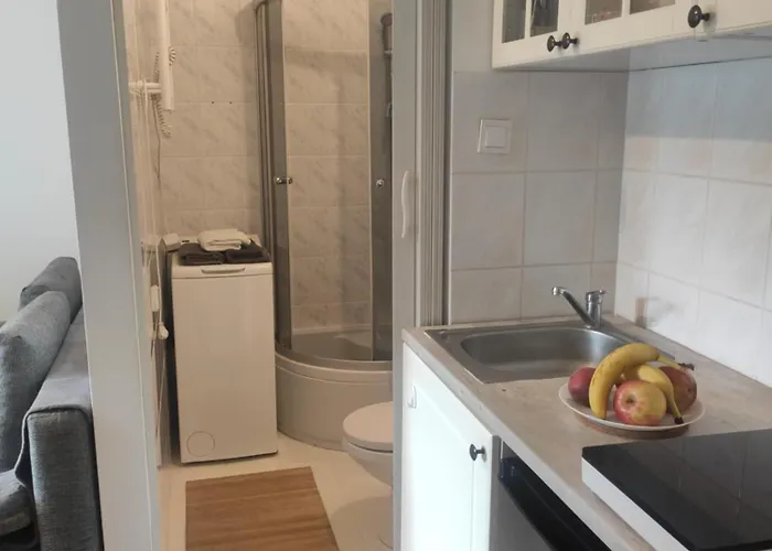 Batorego 22 Centre شقة